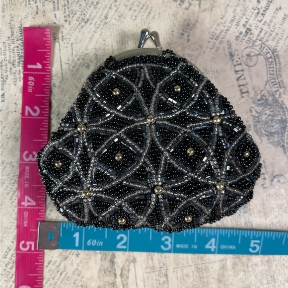 Neiman Marcus Vintage beaded coin purse - Picture 9 of 11